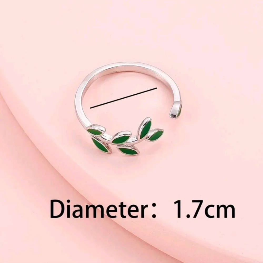 Green Leaf Garland Style Toe Ring, adjustable - Picture 6 of 6